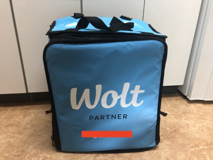 Wolt（ウォルト）配達員のバッグ