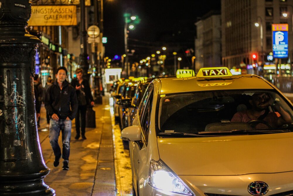 タクシー予約アプリの紹介